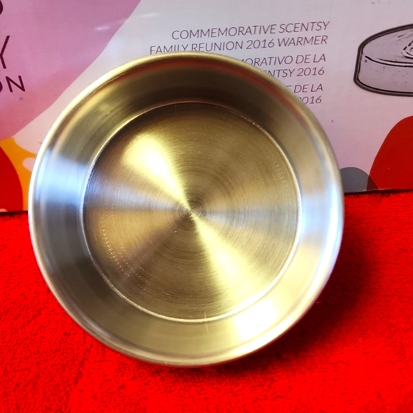 NIB, Scentsy Warmer Share Your Song Reunion 2016. Microphone Wax Warmer. - Picture 10 of 15
